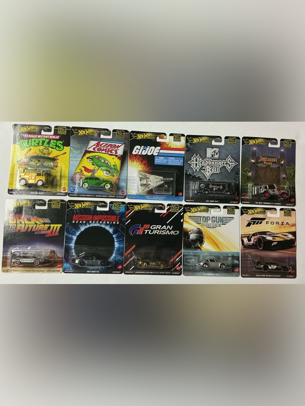 A lot of 10 HOT WHEELS PREMIUM ( read description)